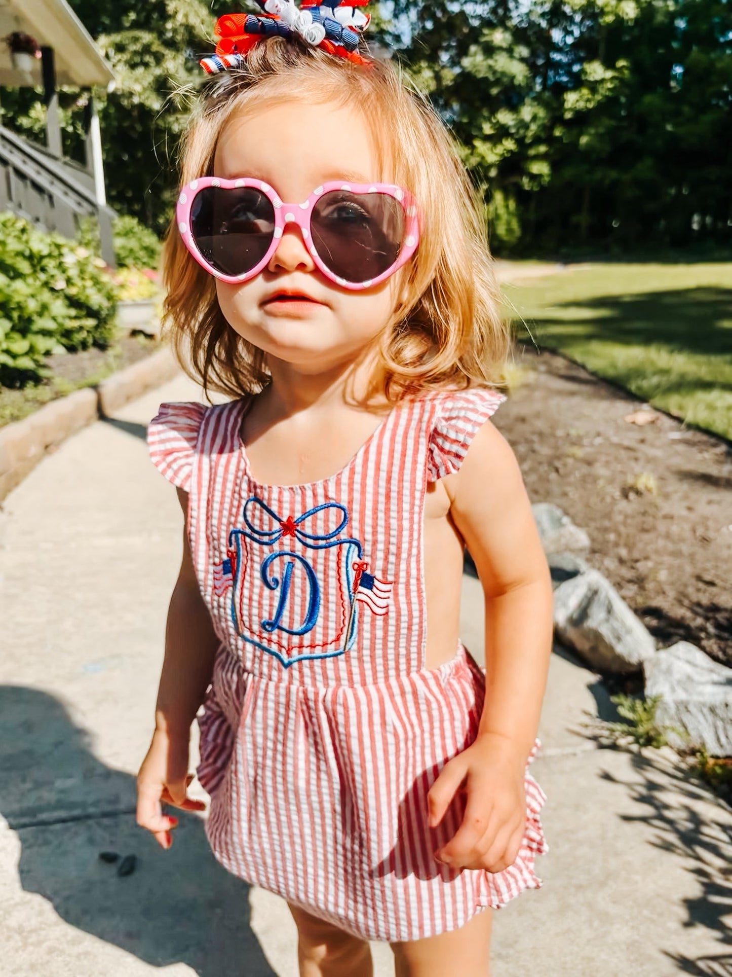 Flag crest Monogram Ruffle Bubble